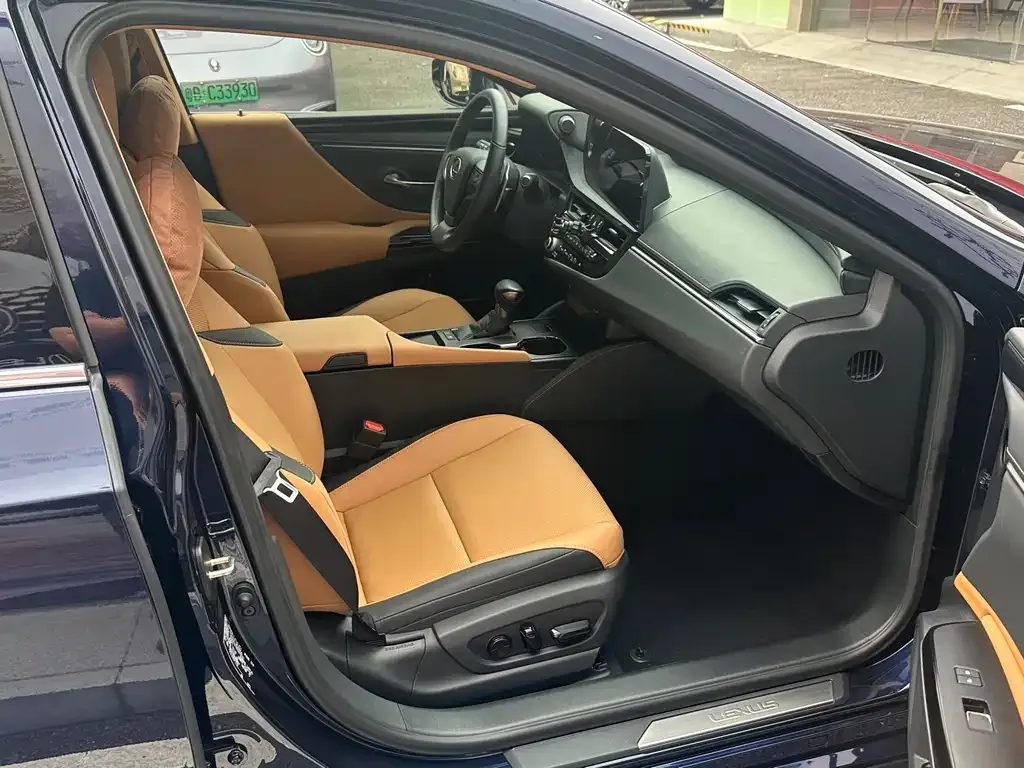 Lexus ES 2024 из CN, фото 6