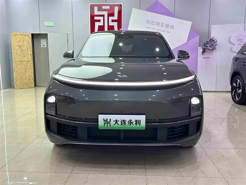 Li Auto L8 2023 из CN, фото 2
