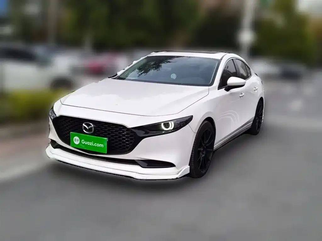 Mazda 3 Axela 2024 из CN, фото 1