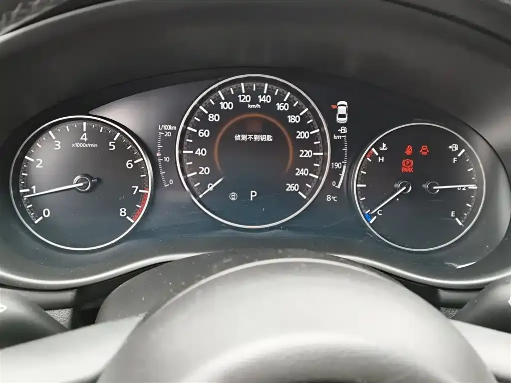 Mazda 3 Axela 2024 из CN, фото 4