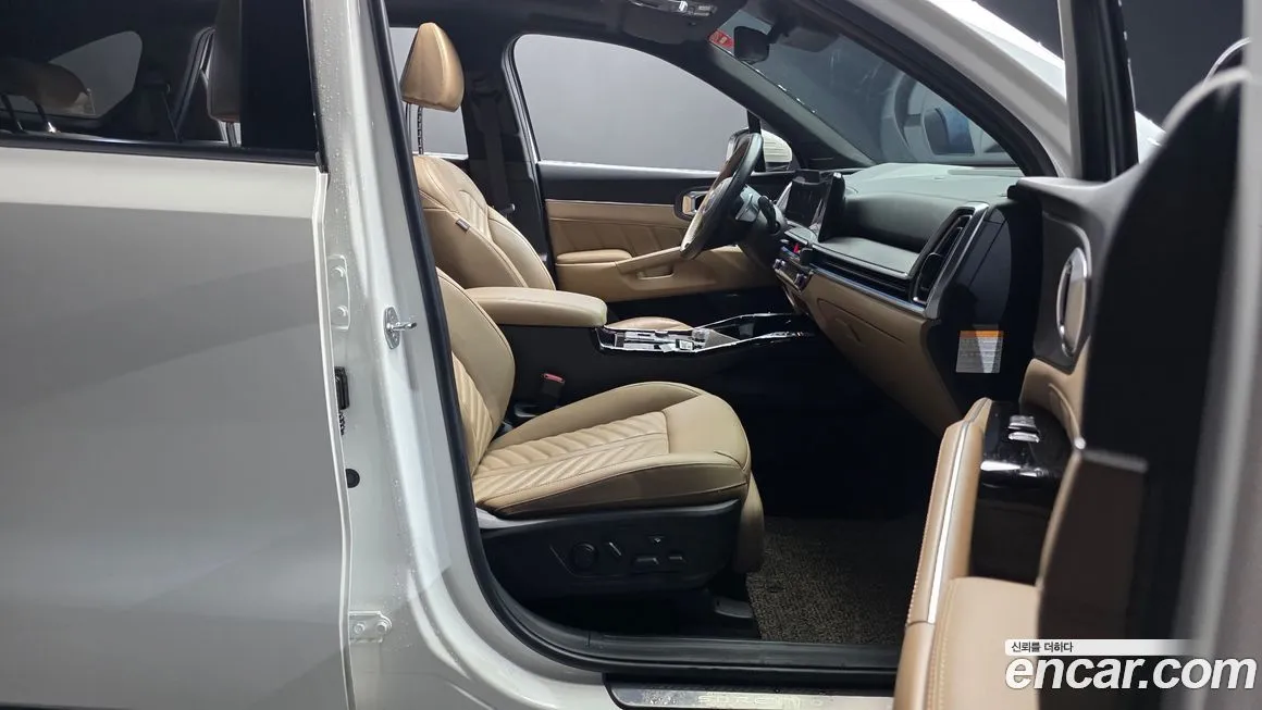 Kia Sorento — фото 10