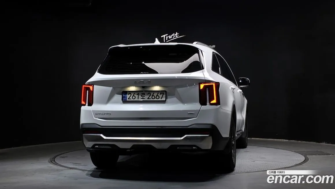 Kia Sorento — фото 4