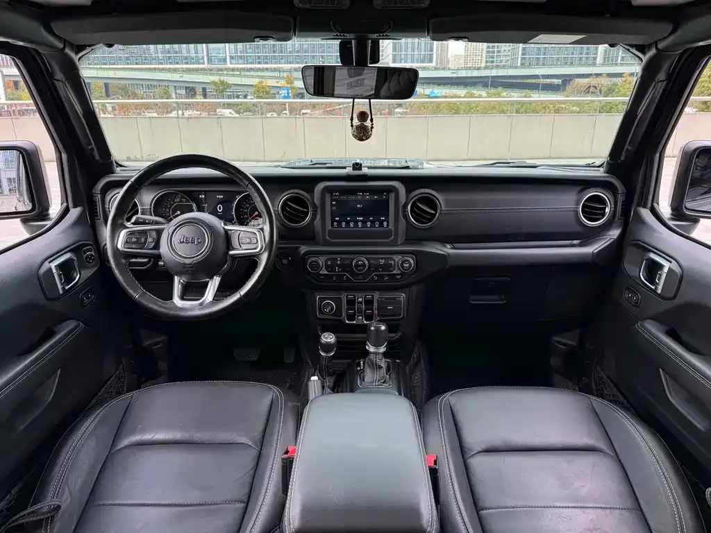 Jeep Wrangler 2021 из CN, фото 5