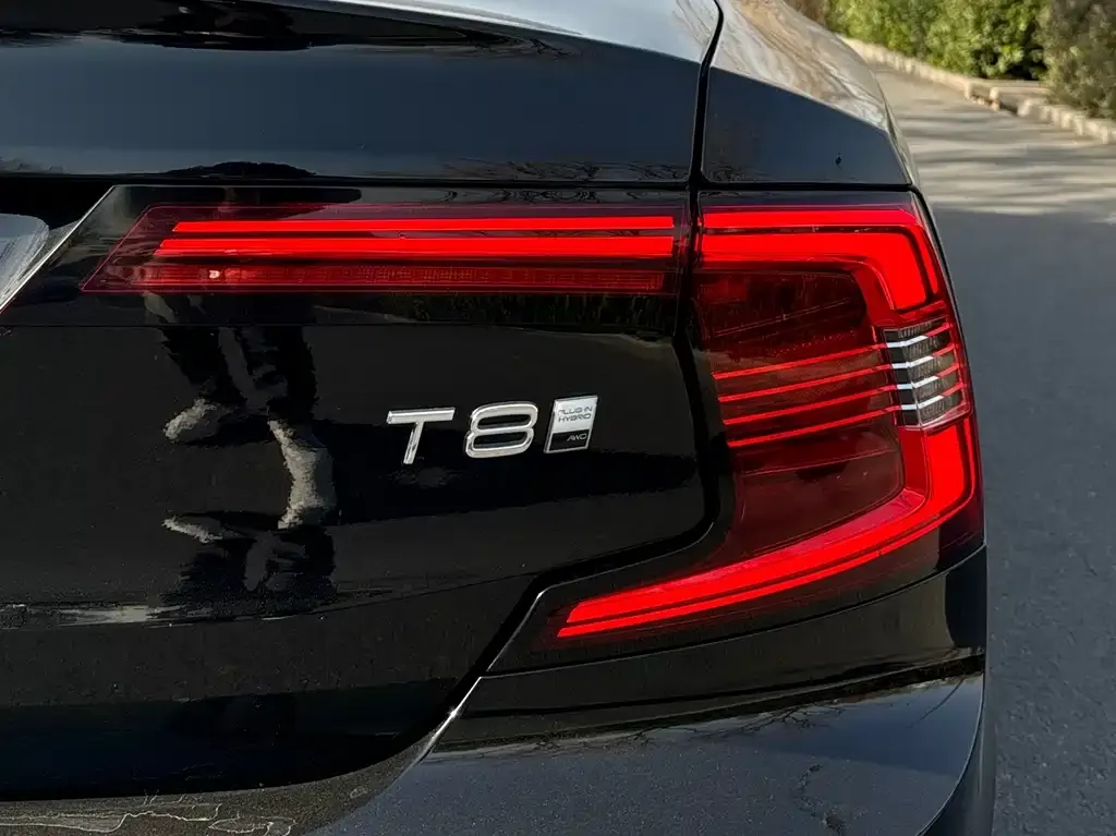 Volvo S90 PHEV 2024 из CN, фото 7