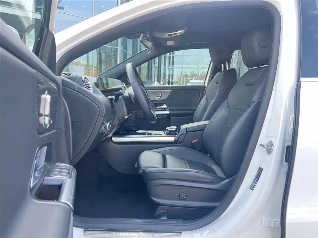 Mercedes-Benz GLA 2025 из CN, фото 5