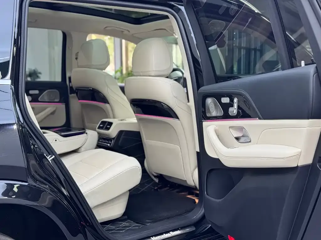 Mercedes-Benz GLS 2023 из CN, фото 6