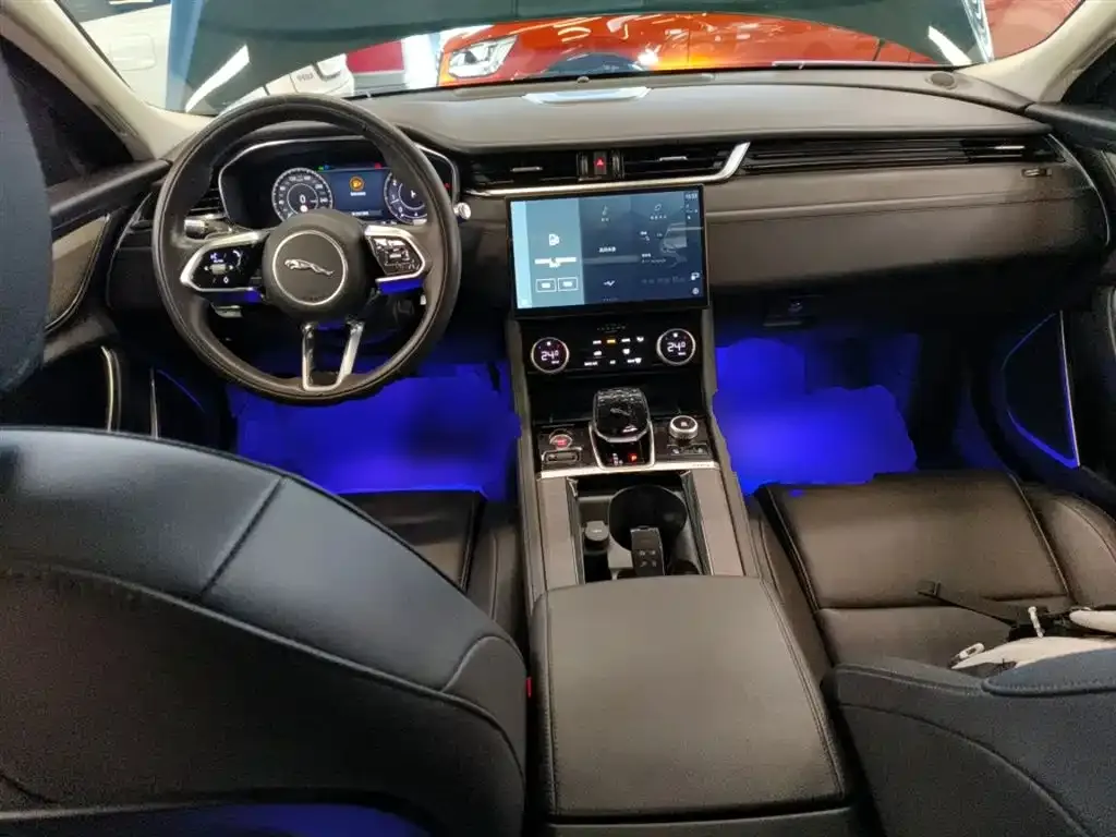 Jaguar XFL 2021 из CN, фото 10