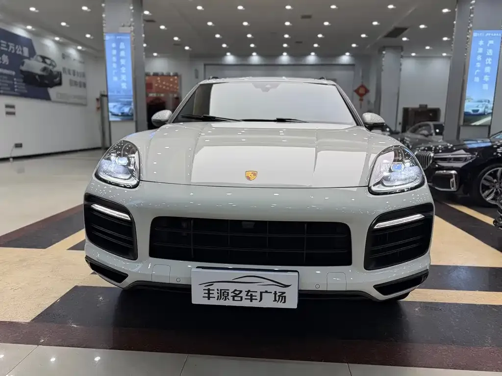 Porsche Cayenne 2023 из CN, фото 2