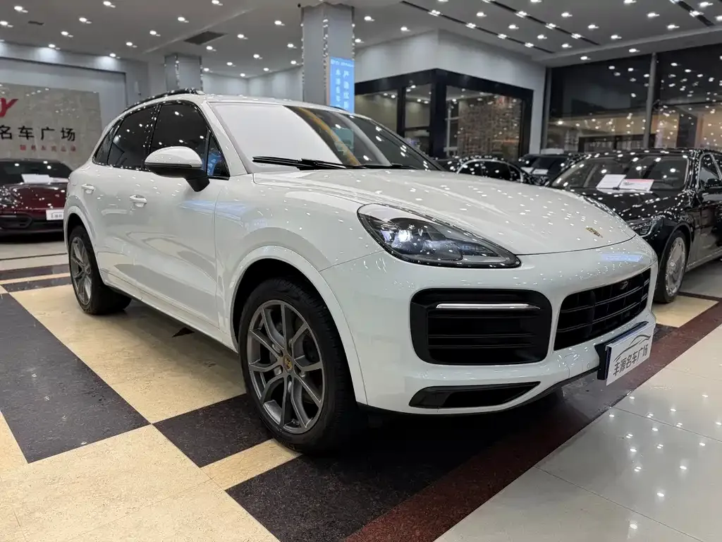 Porsche Cayenne 2023 из CN, фото 3