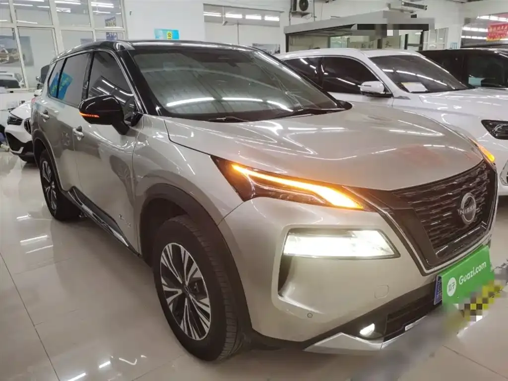 Nissan X-Trail 2023 из CN, фото 4