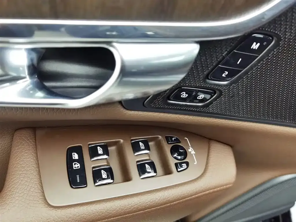 Volvo S90 2021 из CN, фото 9