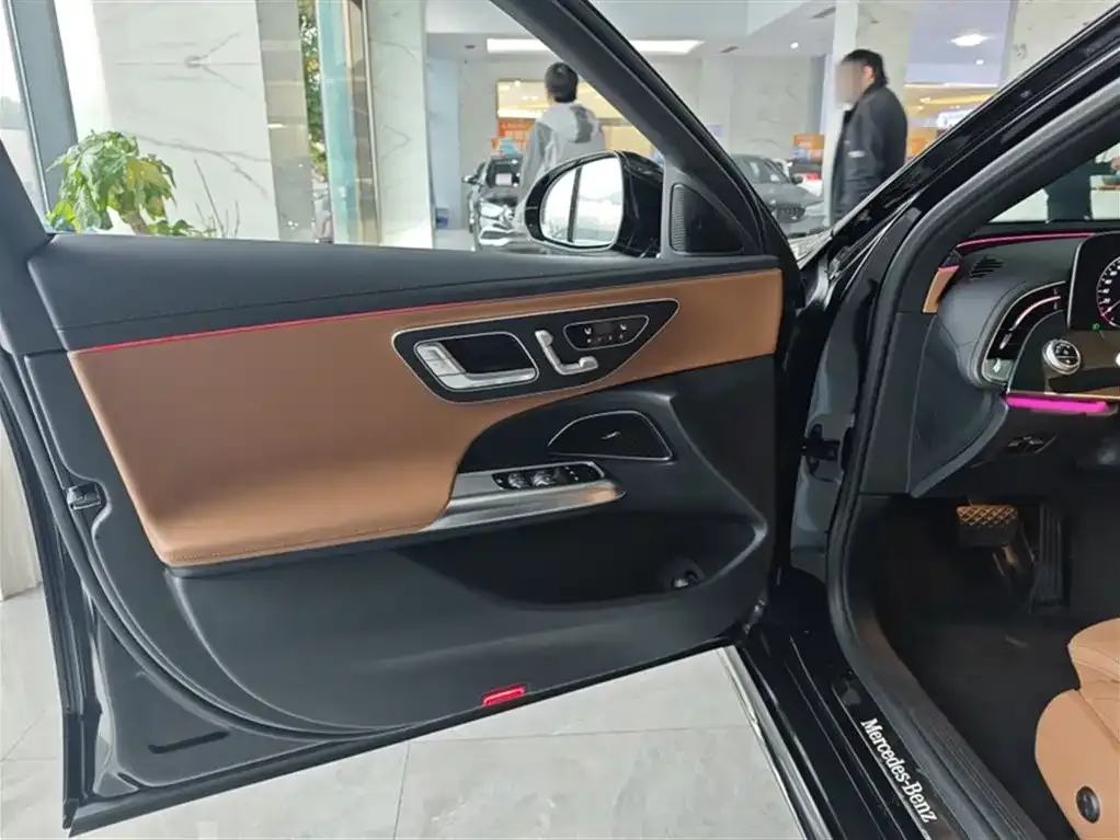 Mercedes-Benz E-Class 2024 из CN, фото 5