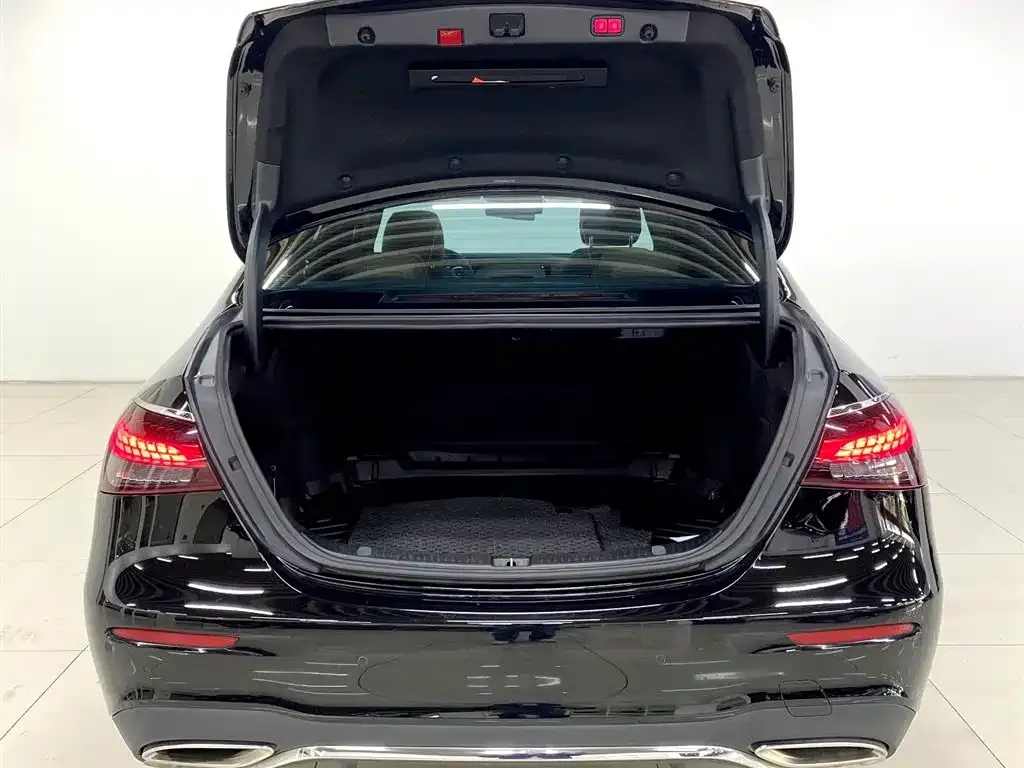 Mercedes-Benz E-Class 2021 из CN, фото 5