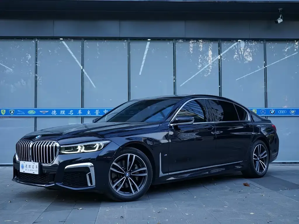 BMW 7 Series 2021 из CN, фото 1