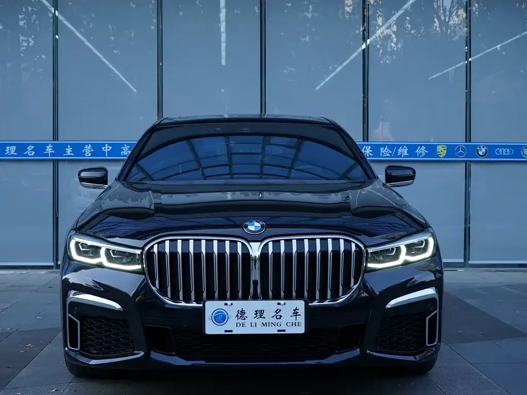 BMW 7 Series 2021 из CN, фото 3
