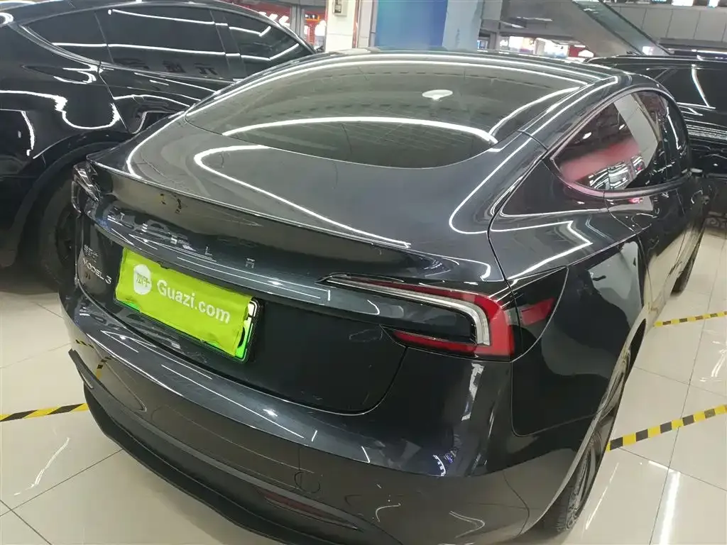 Tesla Model 3 2025 из CN, фото 7