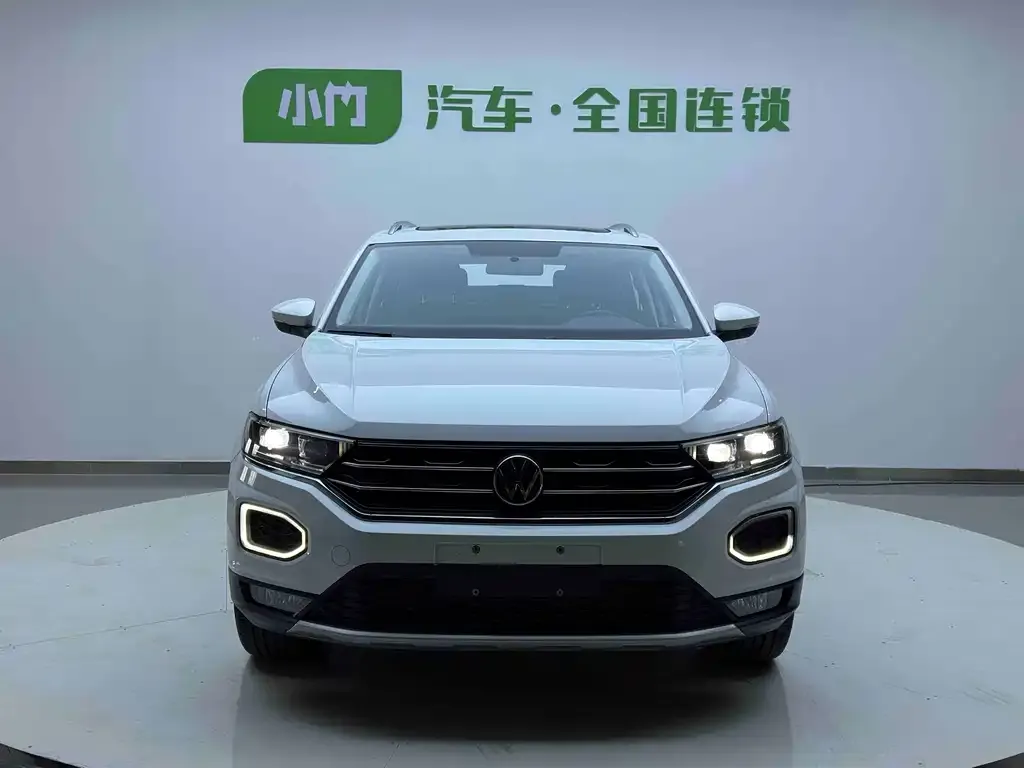 Volkswagen T-Roc 2023 из CN, фото 2
