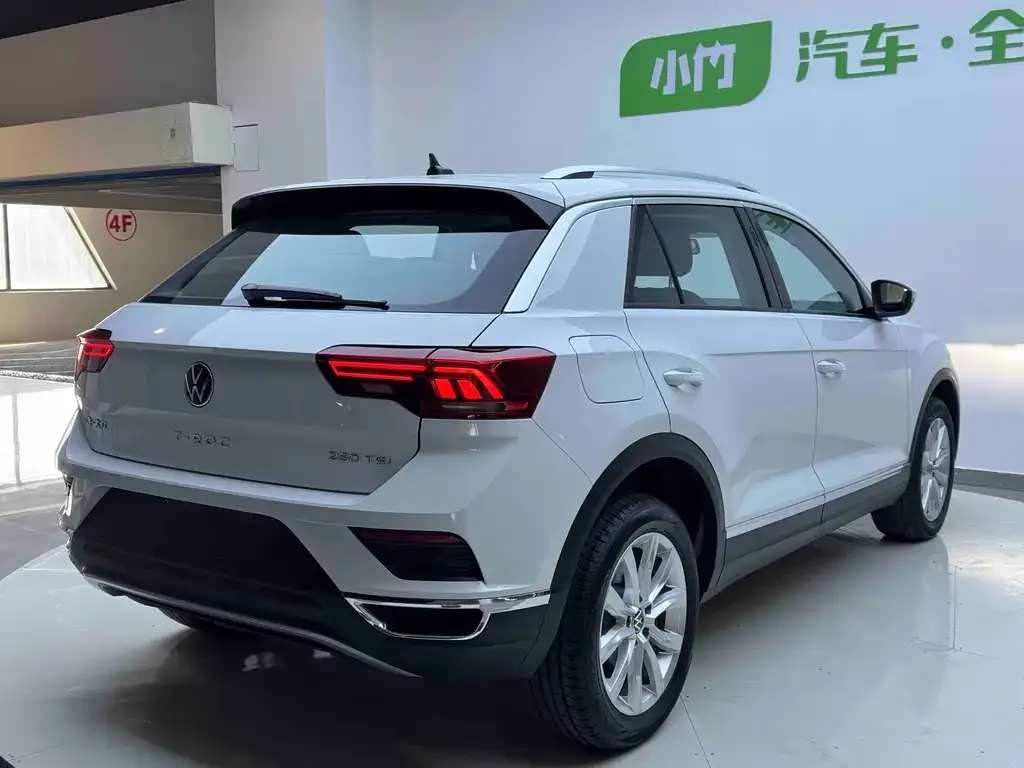 Volkswagen T-Roc 2023 из CN, фото 6