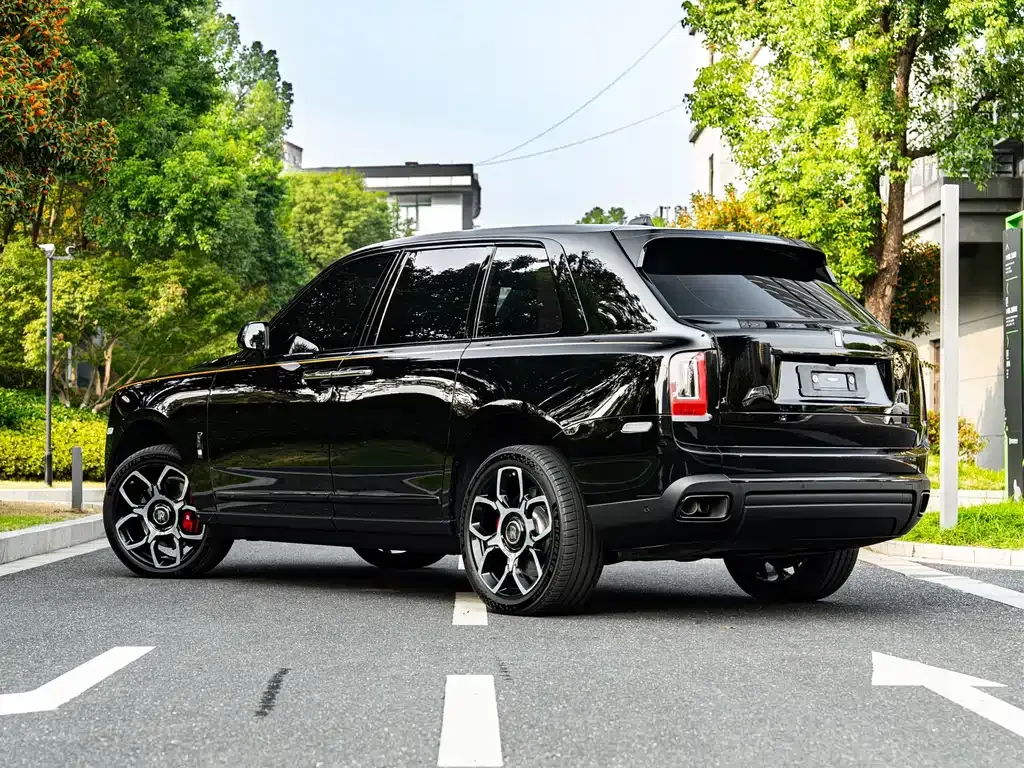 Rolls-Royce Cullinan 2022 из CN, фото 6