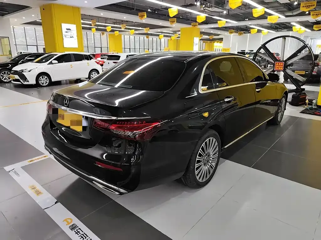Mercedes-Benz E-Class 2023 из CN, фото 5