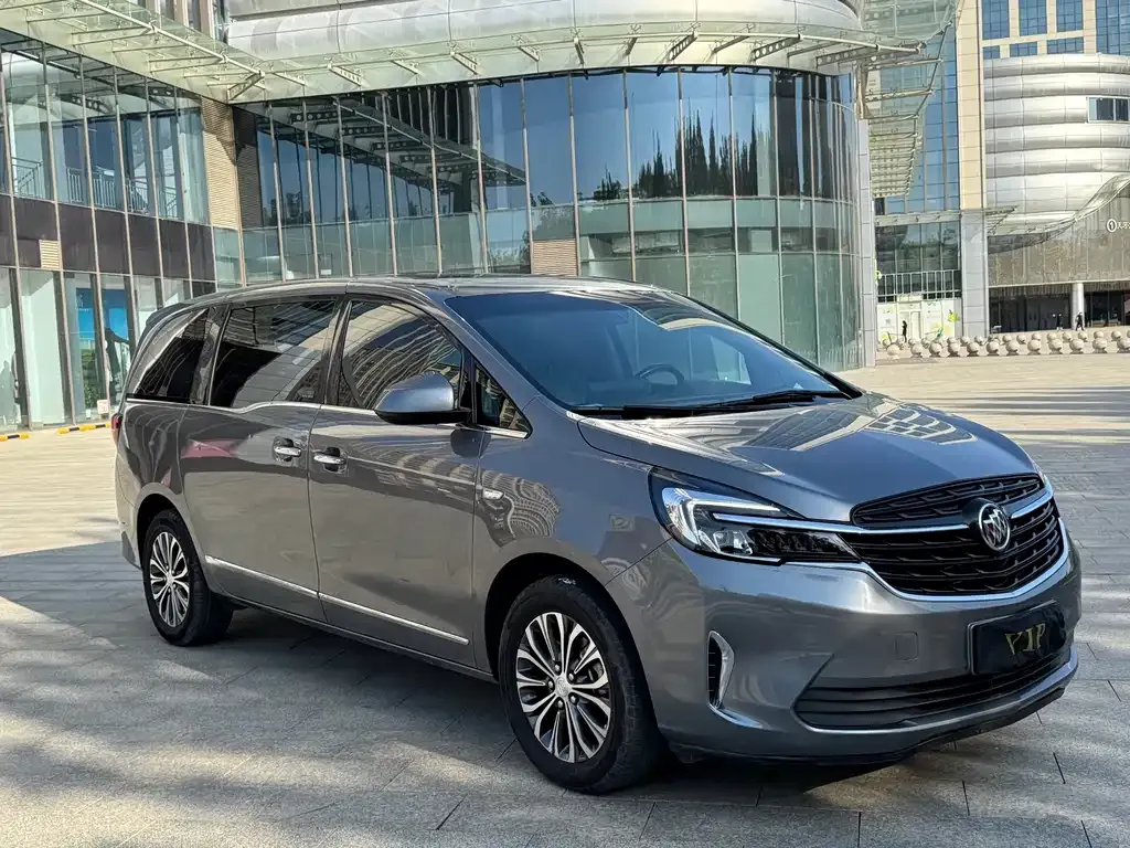 Buick GL8 2022 из CN, фото 3