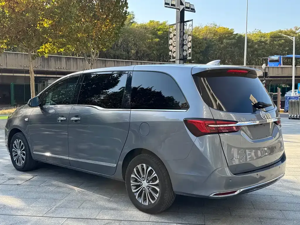 Buick GL8 2022 из CN, фото 7