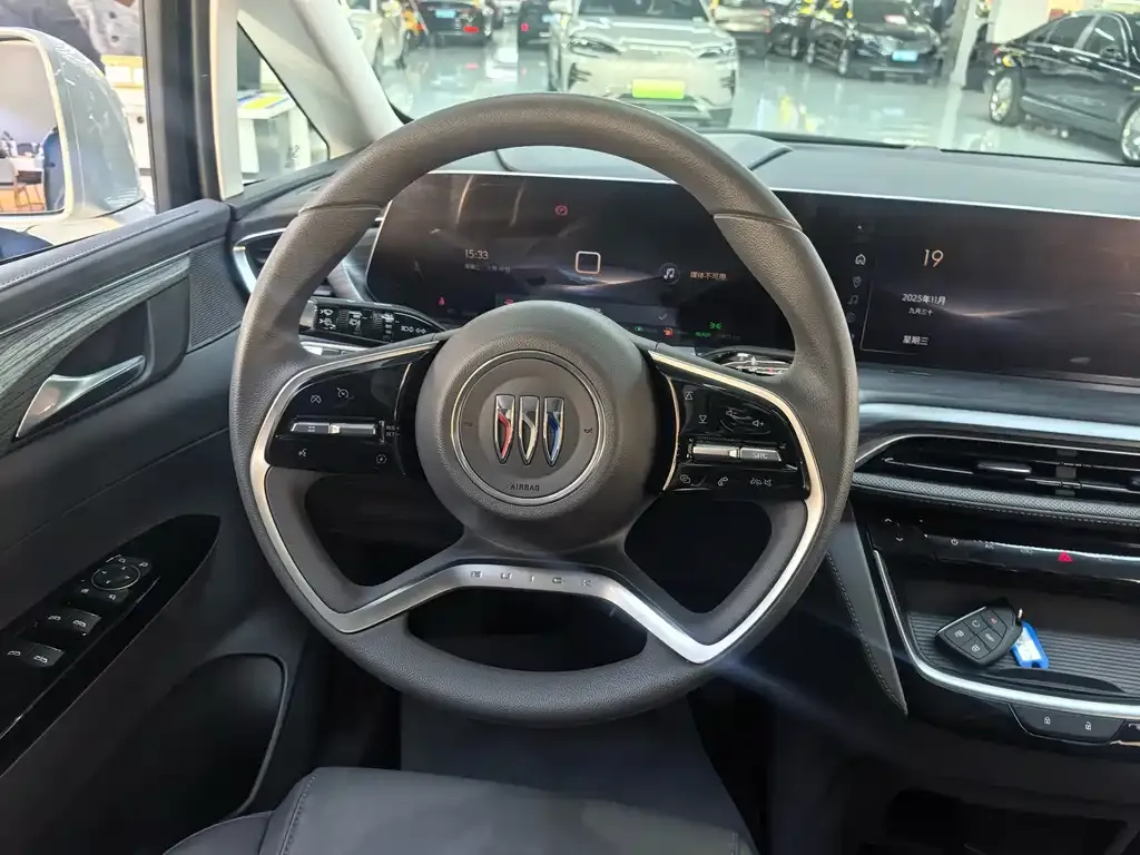 Buick GL8 Hybrid 2025 из CN, фото 10