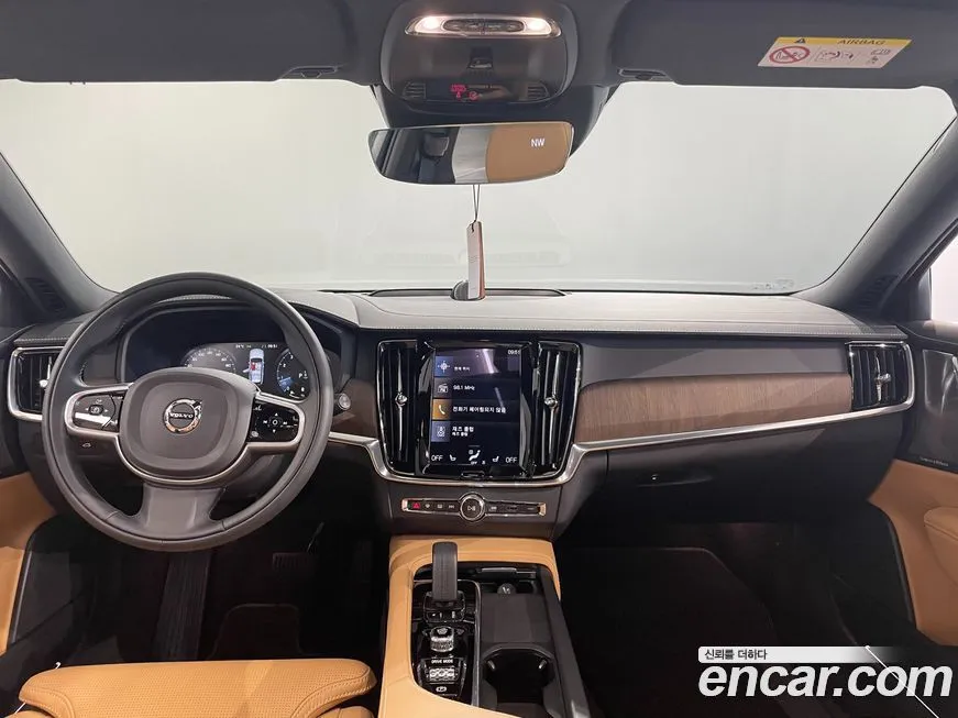Volvo V90 2021 из KR, фото 7