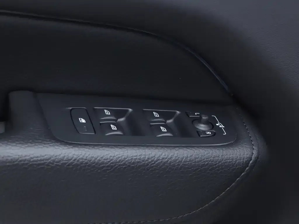 Volvo XC60 2021 из CN, фото 5