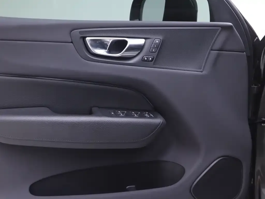 Volvo XC60 2021 из CN, фото 6