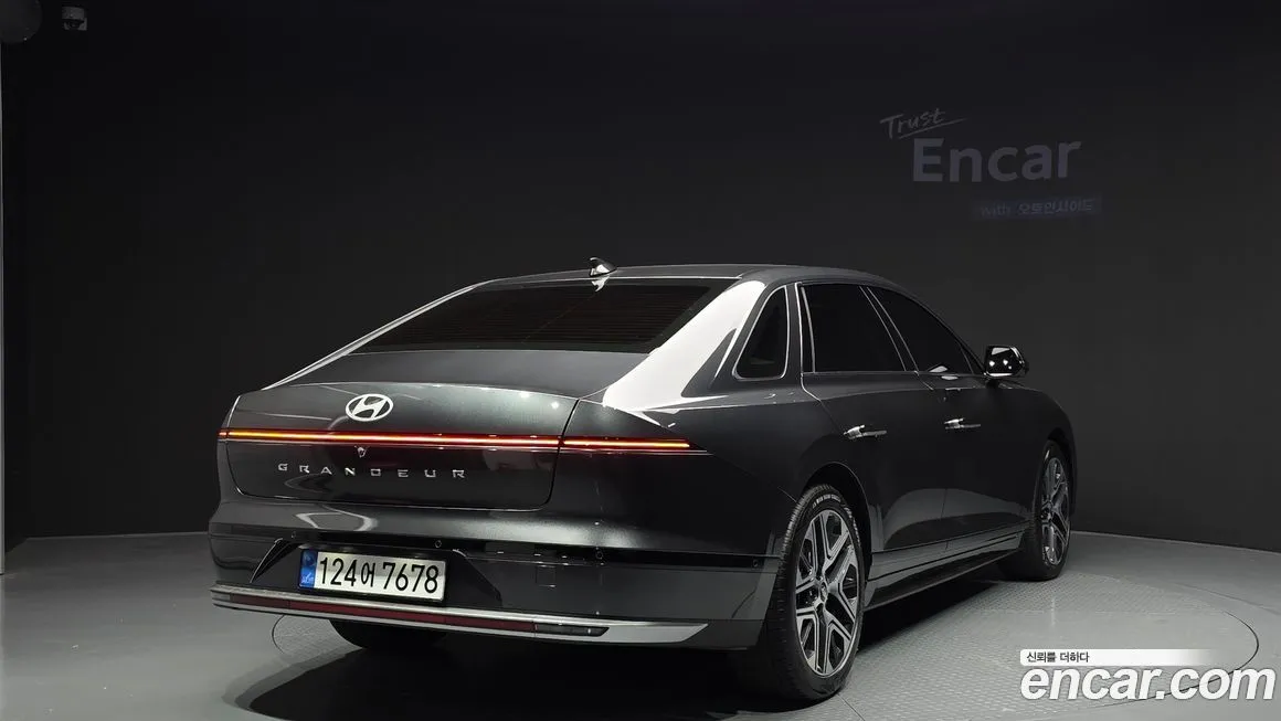 Hyundai Grandeur 2025 из KR, фото 2