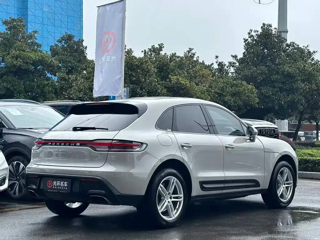 Porsche Macan 2025 из CN, фото 5