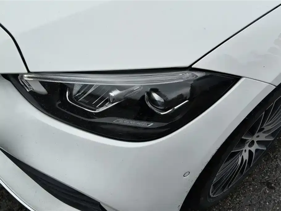 Mercedes-Benz C-Class 2025 из CN, фото 5