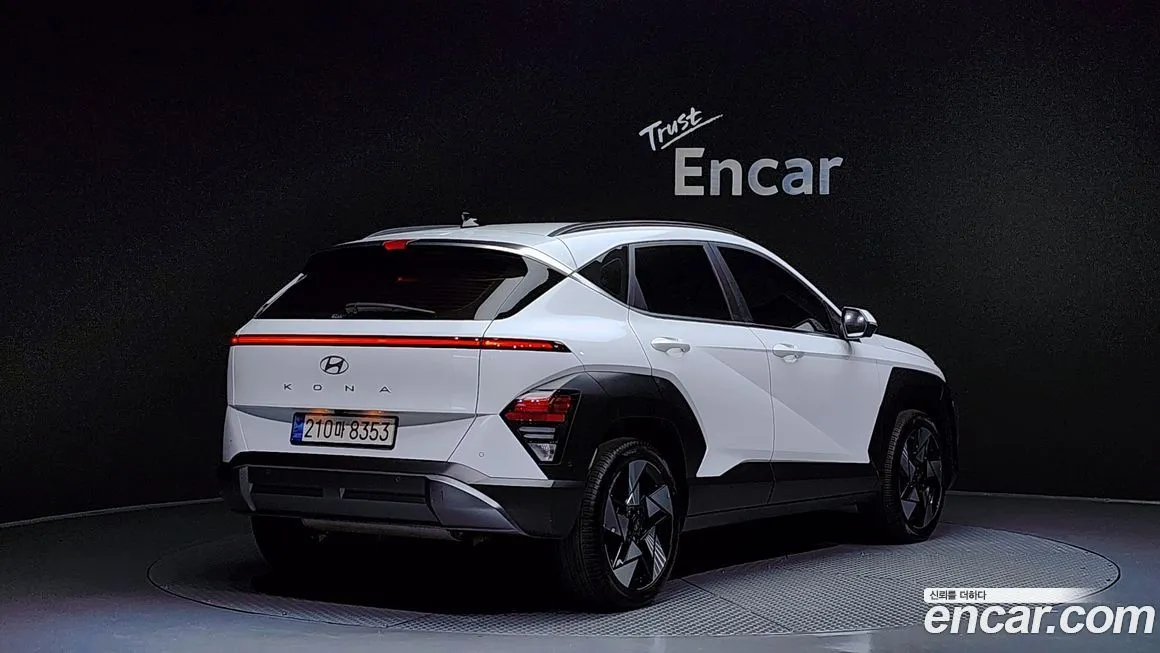 Hyundai Kona — фото 2