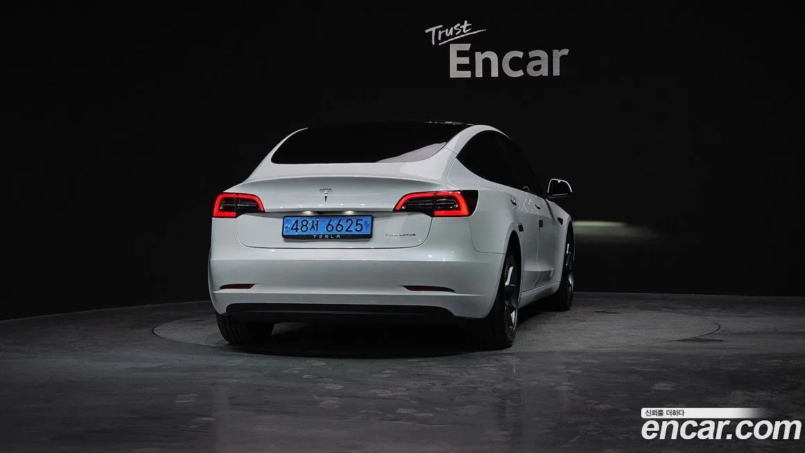 Tesla Model 3 2021 из KR, фото 4