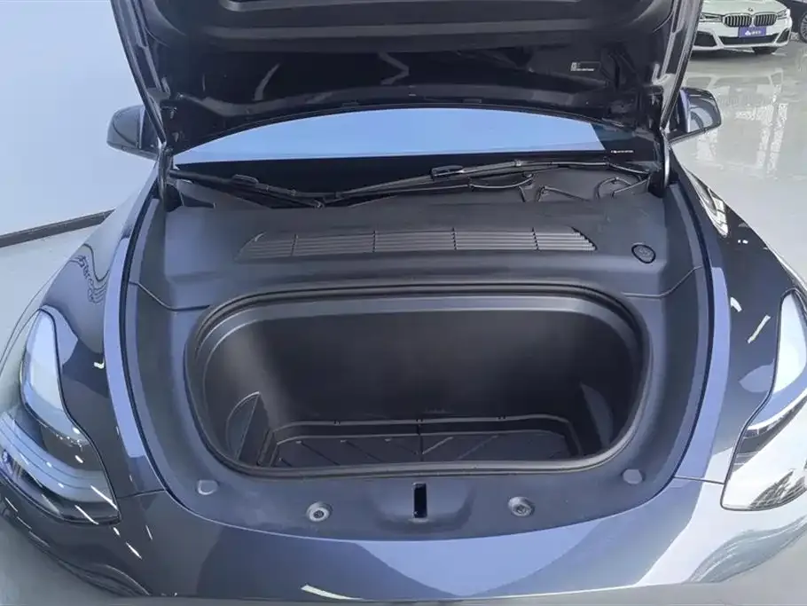 Tesla Model Y 2024 из CN, фото 10
