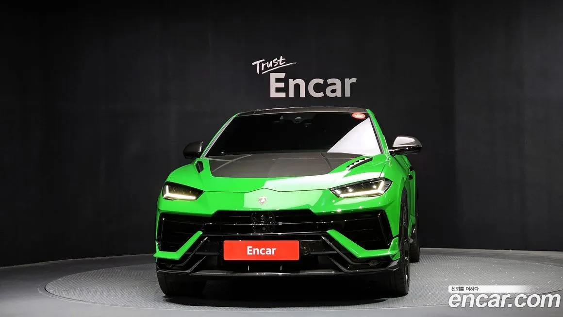 Lamborghini Urus — фото 3