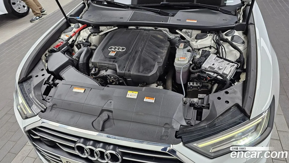 Audi A6 — фото 6