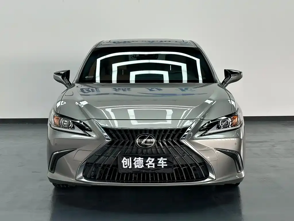 Lexus ES 2022 из CN, фото 1