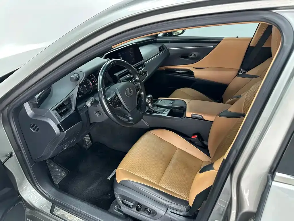 Lexus ES 2022 из CN, фото 4