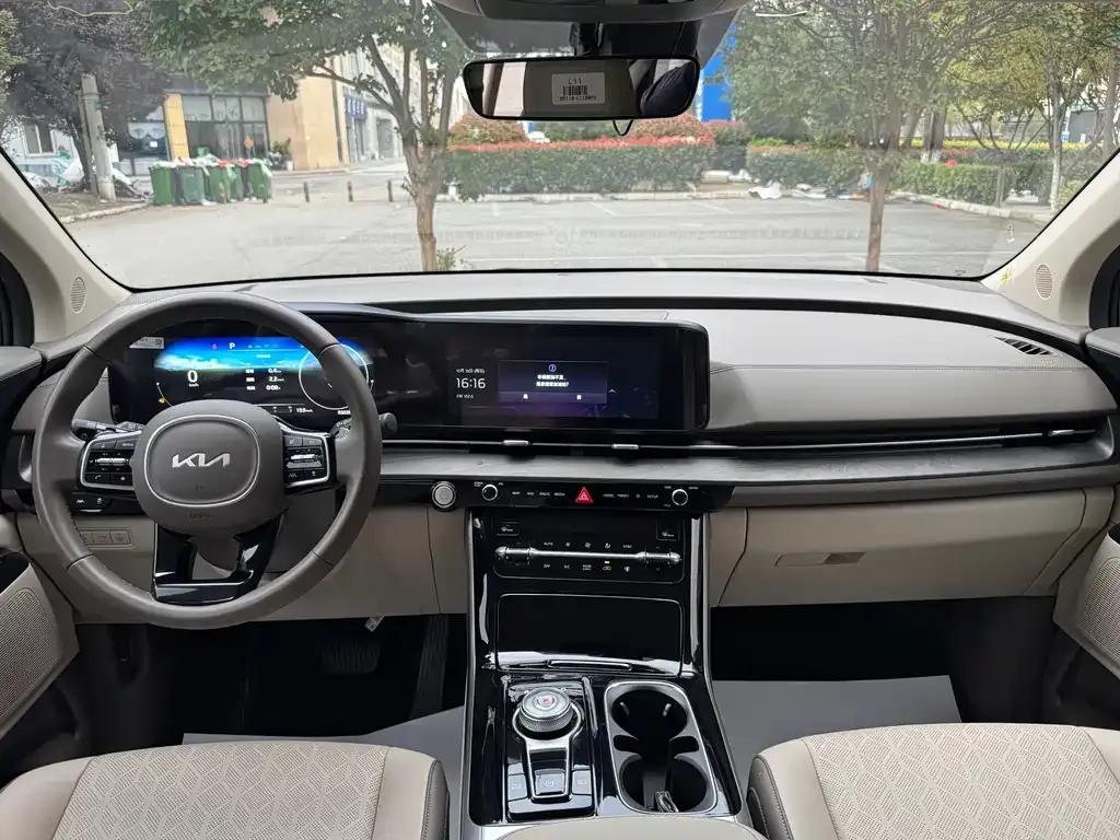 Kia Carnival 2022 из CN, фото 9