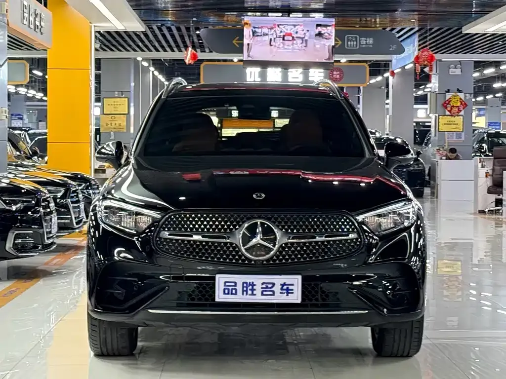 Mercedes-Benz GLC 2024 из CN, фото 2