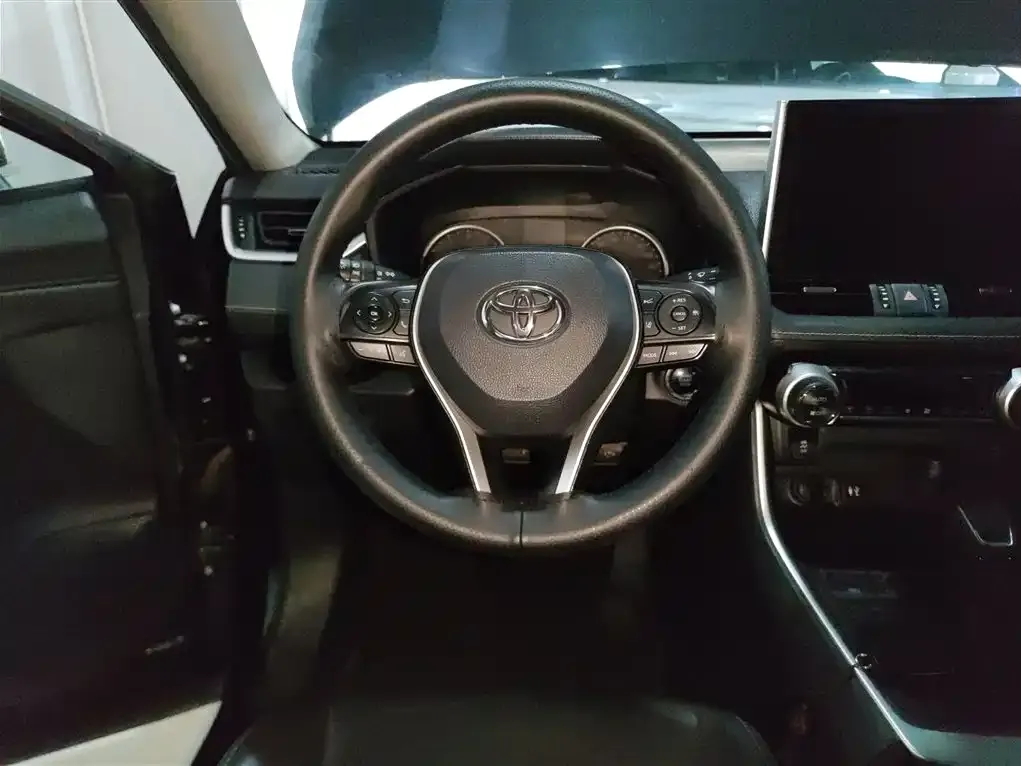 Toyota Wildlander 2022 из CN, фото 3