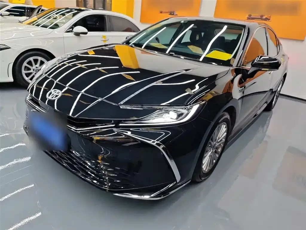 Toyota Camry 2025 из CN, фото 2
