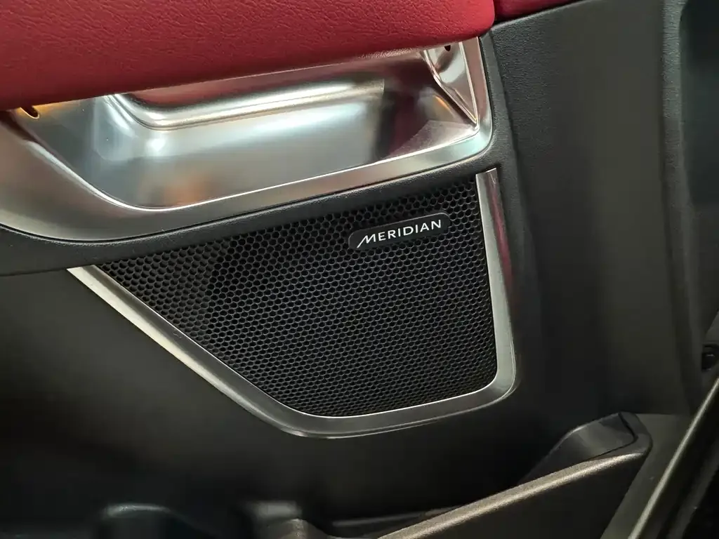 Jaguar E-PACE 2023 из CN, фото 9