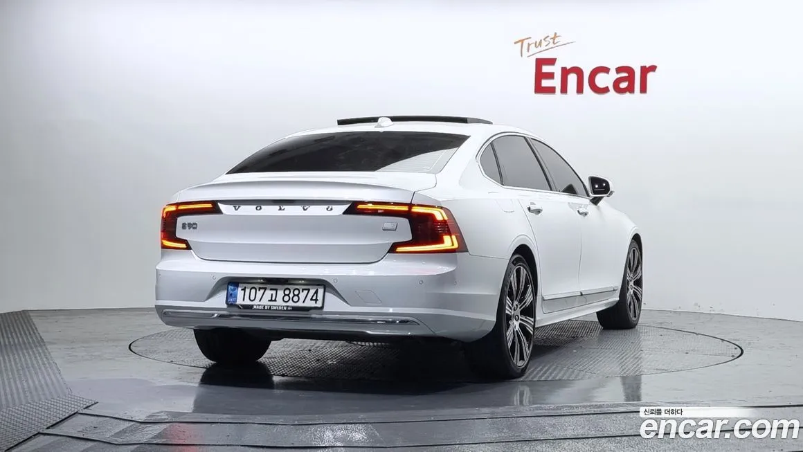 Volvo S90 — фото 2