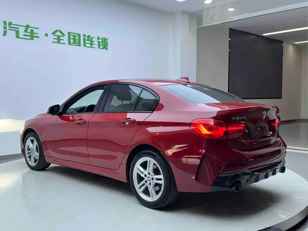 BMW 1 Series 2022 из CN, фото 4