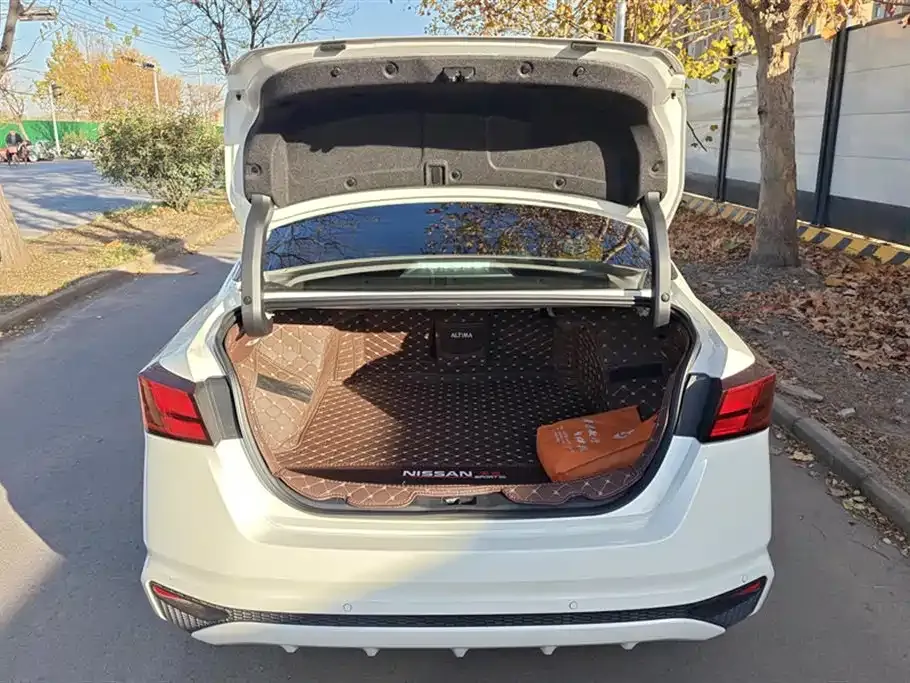 Nissan Teana 2022 из CN, фото 4