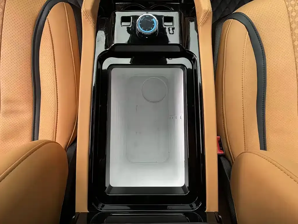 Mercedes-Benz Vito 2024 из CN, фото 8