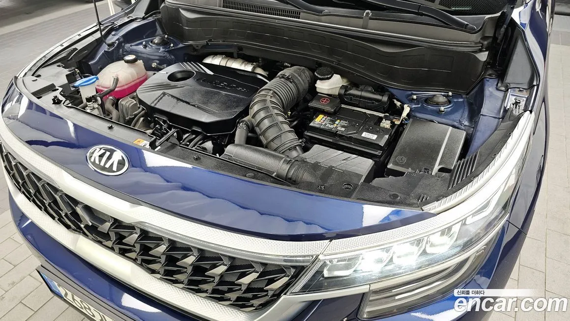 Kia Seltos — фото 6